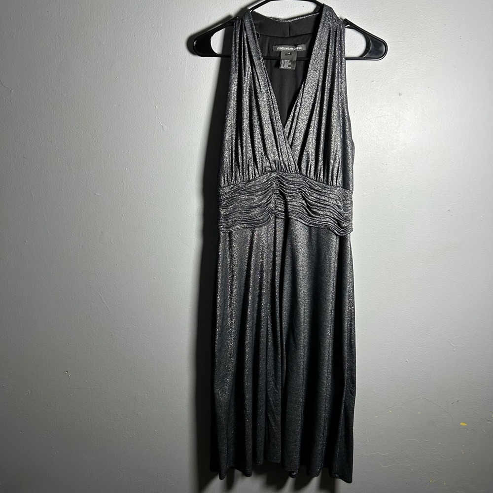 Jones Wear Dress Metallic Ruched Empire Waist Sleeveless Cocktail Dress 14‎